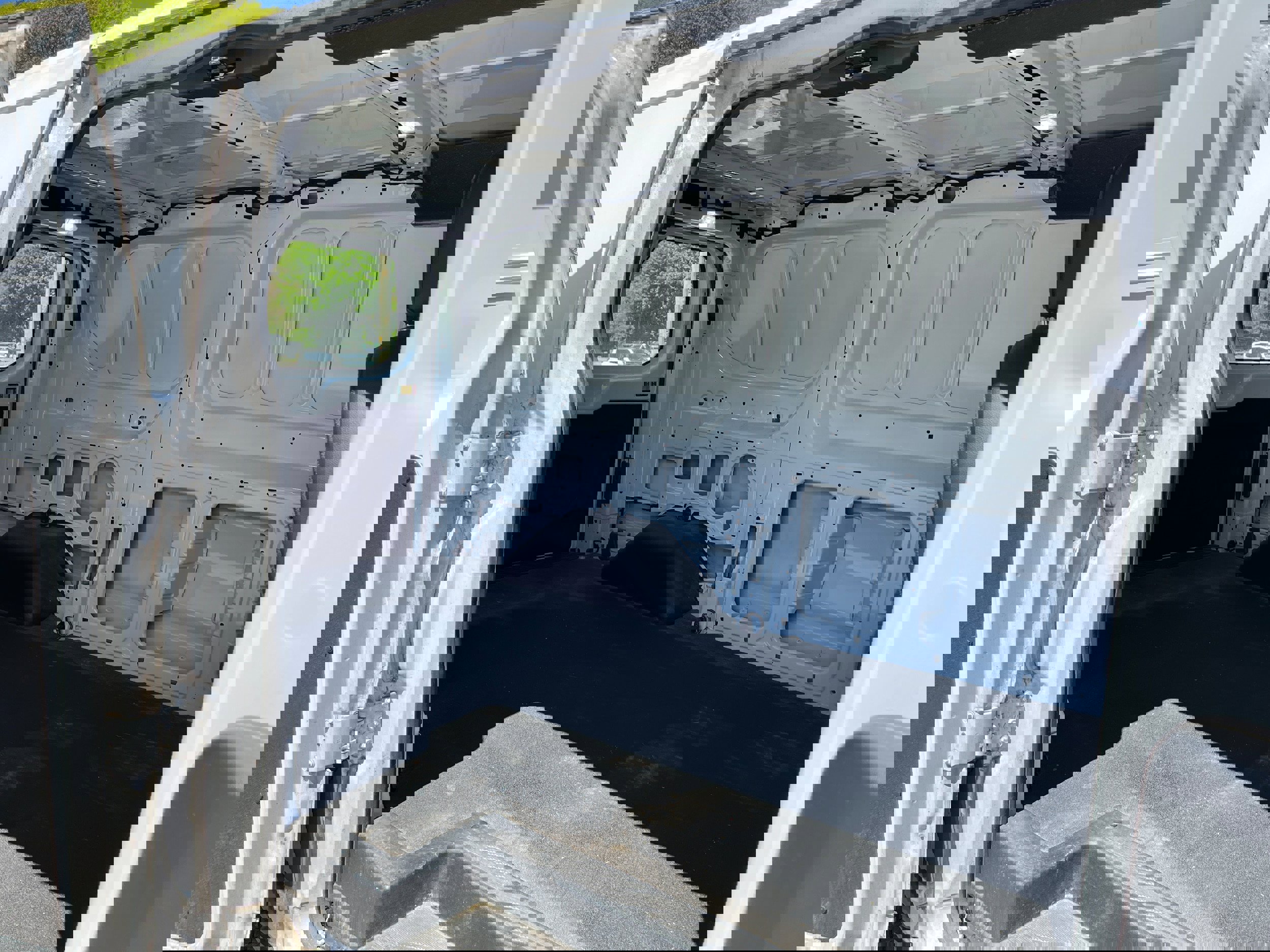 Used 2020 Ford Transit 150 Low Roof RWD image 8