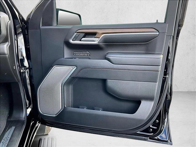 Used 2024 Chevrolet Silverado 1500 High Country w/ Midnight Edition image 19