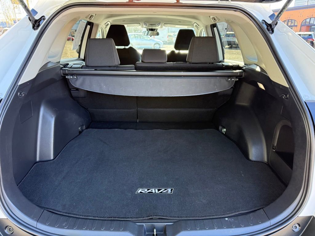 Certified 2024 Toyota RAV4 LE image 9