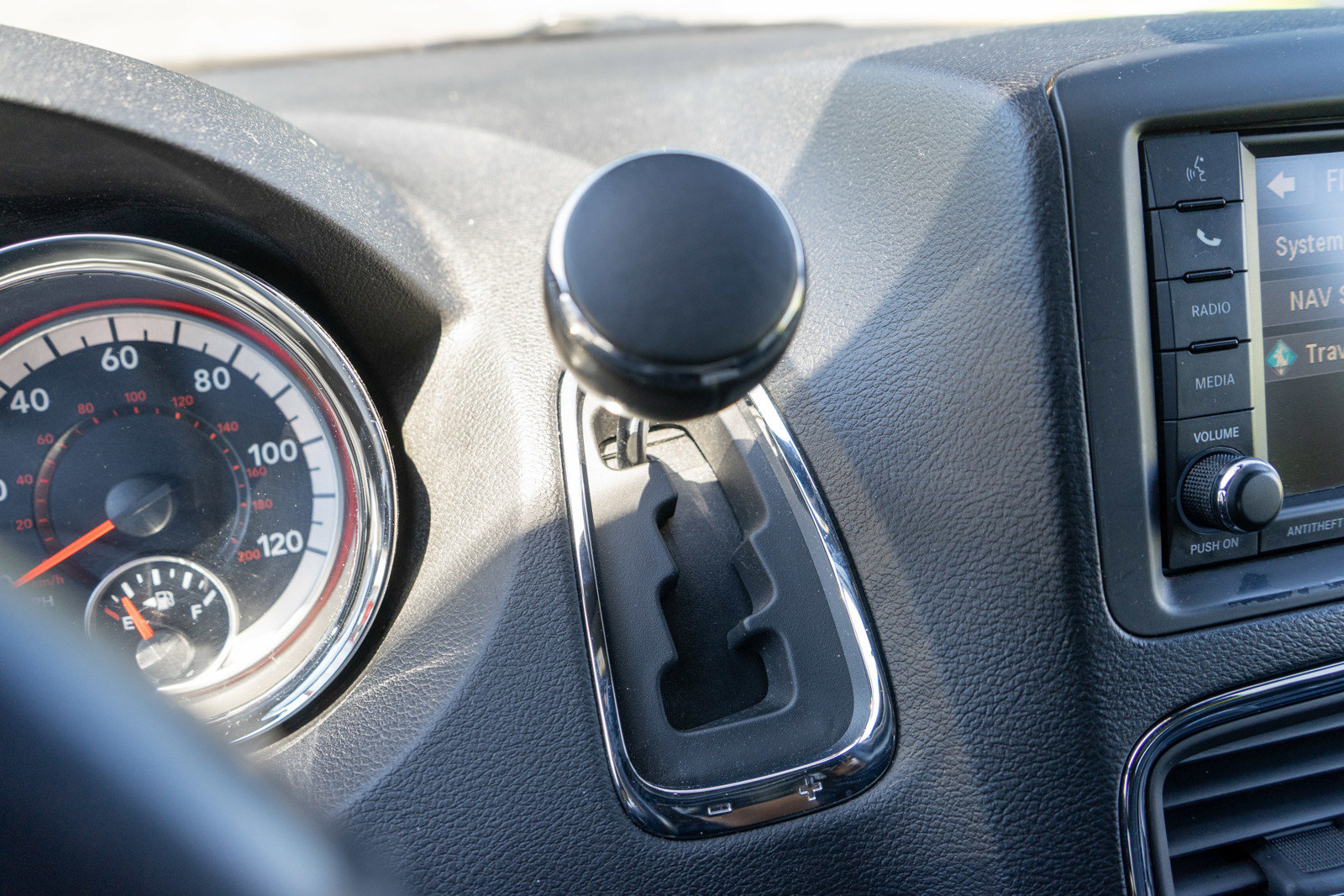 Used 2019 Dodge Grand Caravan SXT FWD image 21