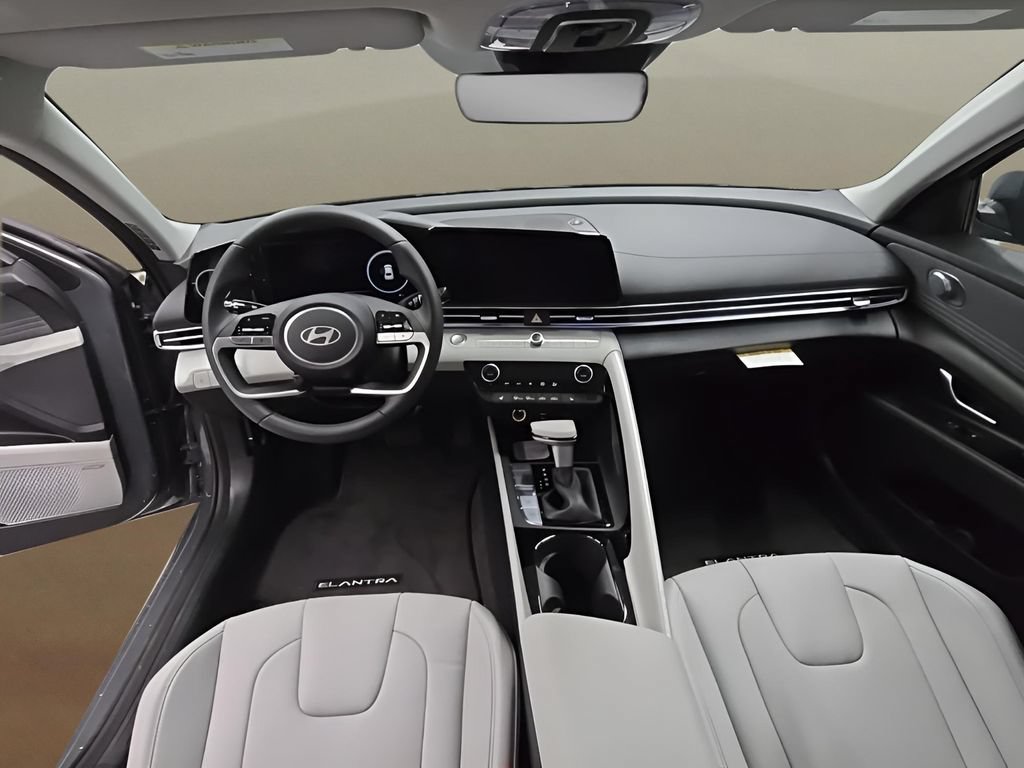 New 2026 Hyundai Elantra Limited FWD image 21