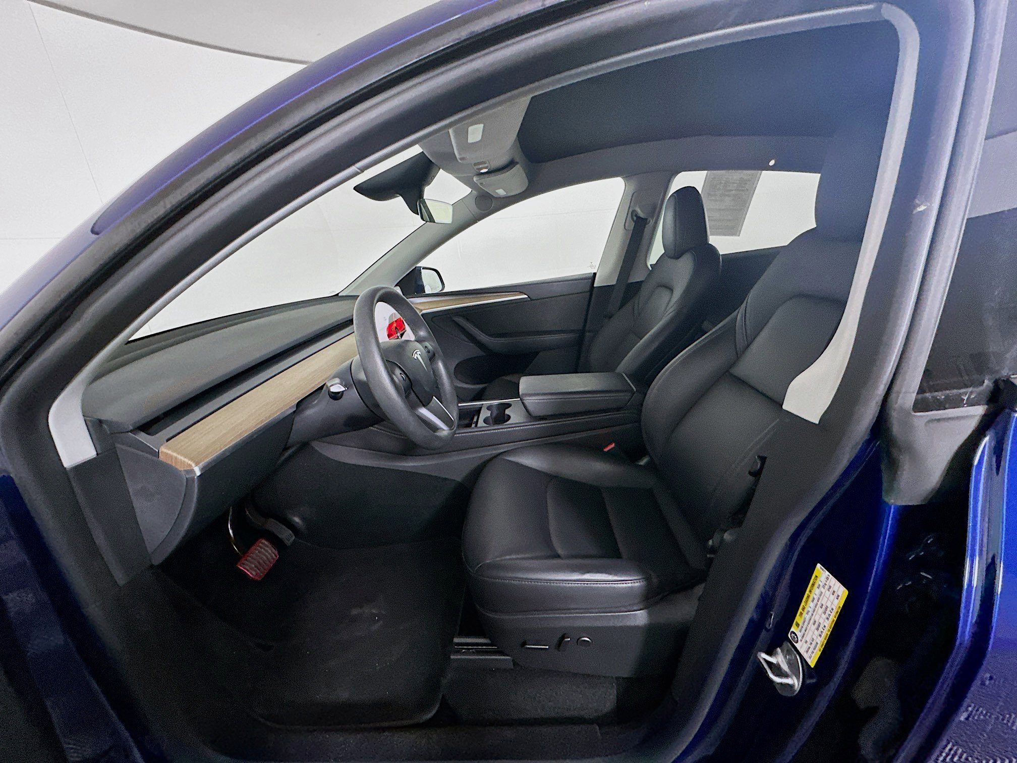 Used 2023 Tesla Model Y Long Range image 13