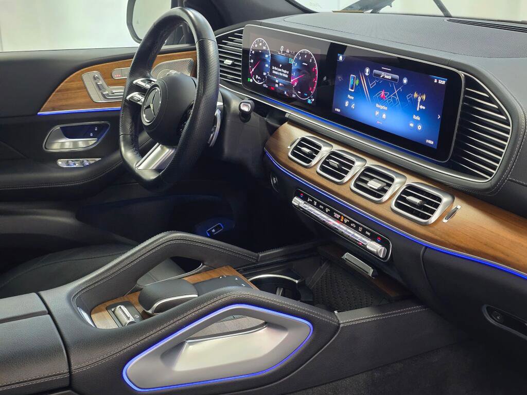 Used 2024 Mercedes-Benz GLS 450 4MATIC image 30