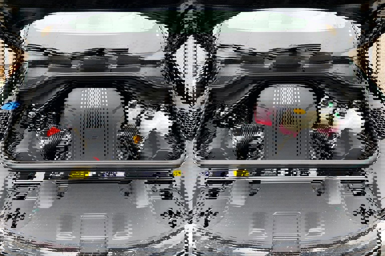 New 2026 Land Rover Range Rover SE image 16