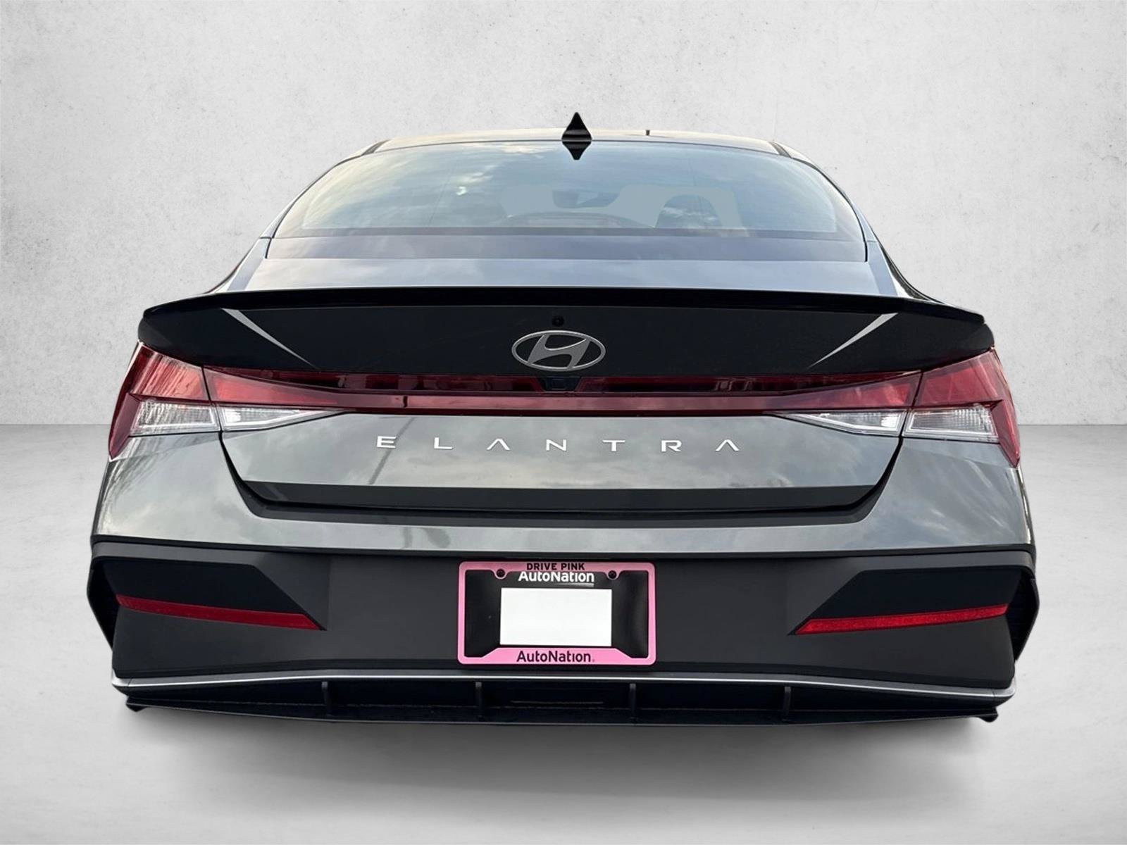 New 2026 Hyundai Elantra SEL Sport FWD image 6