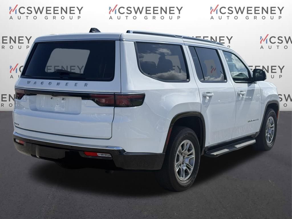 Used 2024 Jeep Wagoneer 4WD image 5