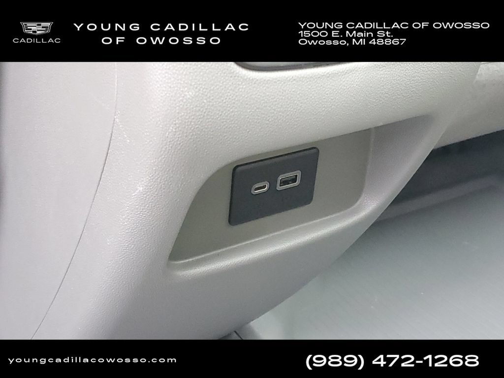 Certified 2023 Cadillac XT5 Premium Luxury w/ LPO, Floor Liner Package AWD/4WD image 30