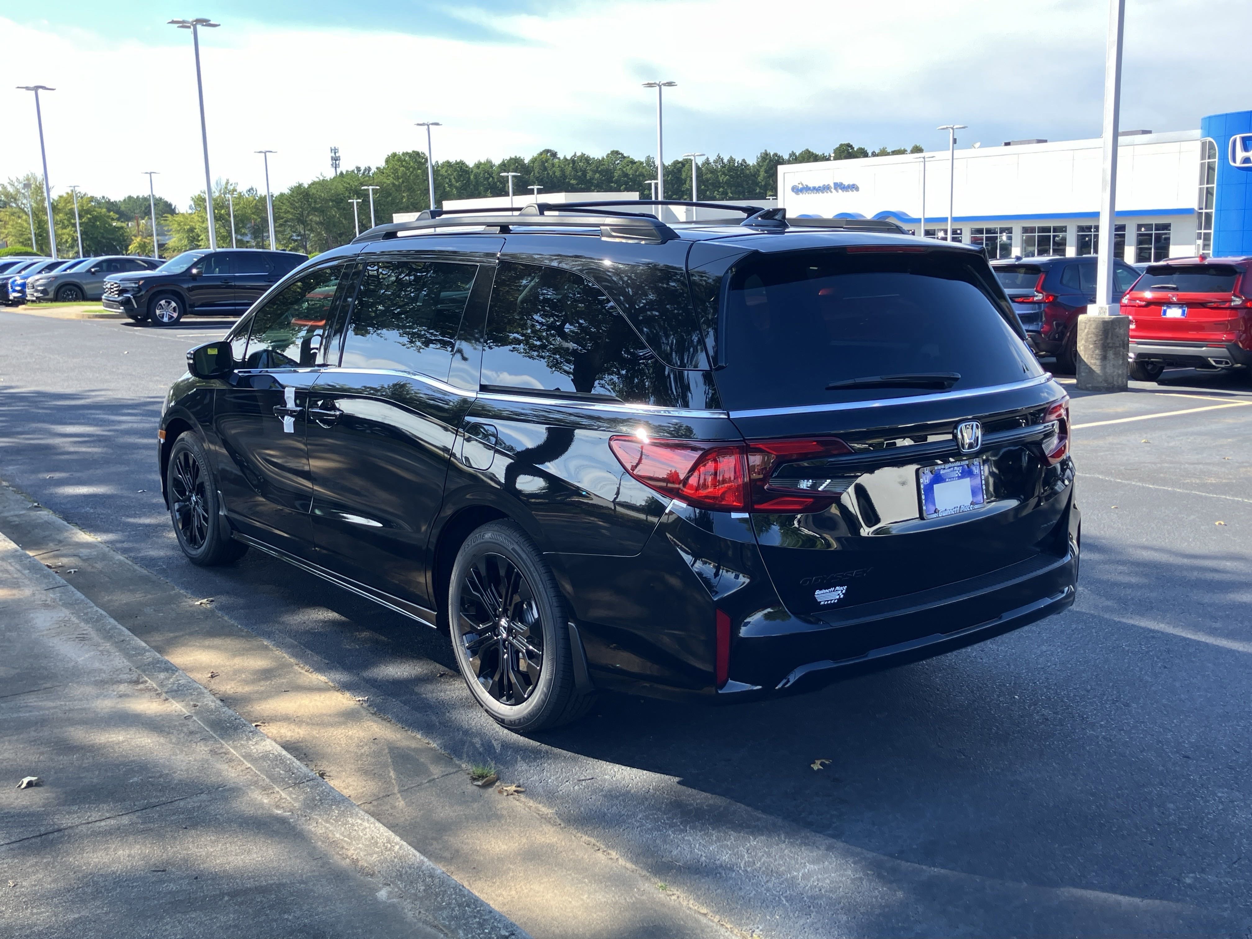 Used 2026 Honda Odyssey Sport-L image 7