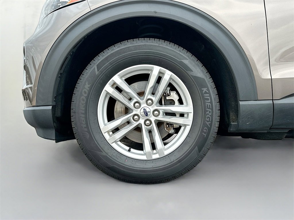 Used 2021 Ford Explorer XLT image 30