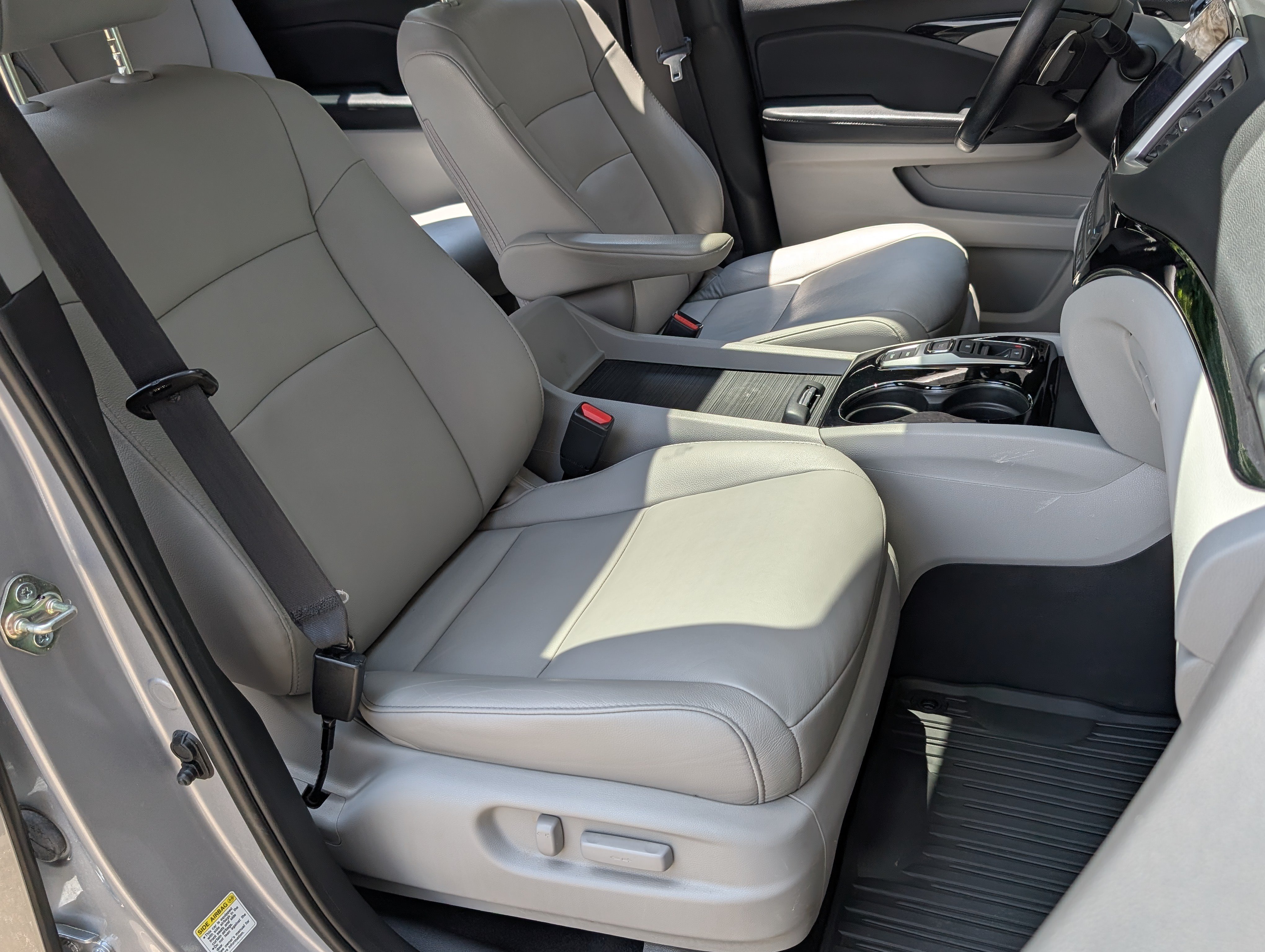 Used 2016 Honda Pilot Touring image 24