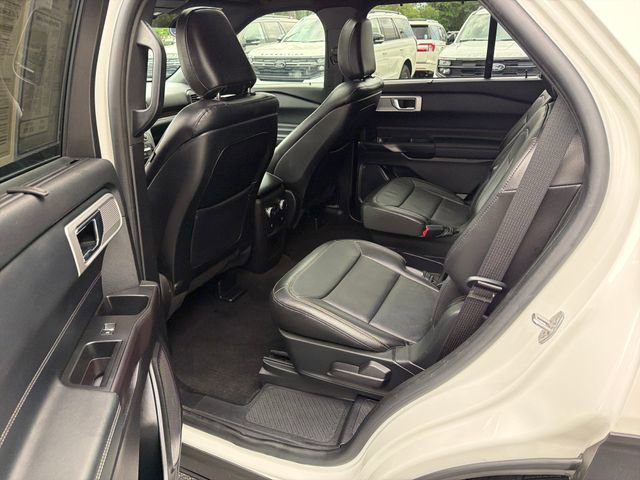 Used 2020 Ford Explorer Limited RWD image 28