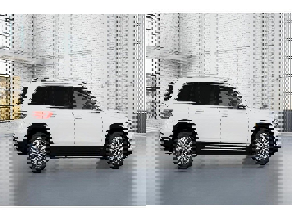 New 2026 Mercedes-Benz GLB 250 4MATIC image 17