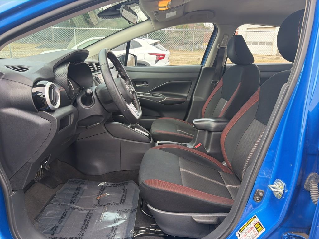 Used 2024 Nissan Versa SR image 14