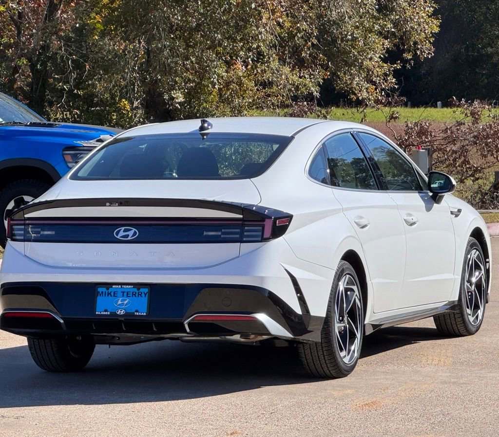 New 2026 Hyundai Sonata SEL FWD image 12