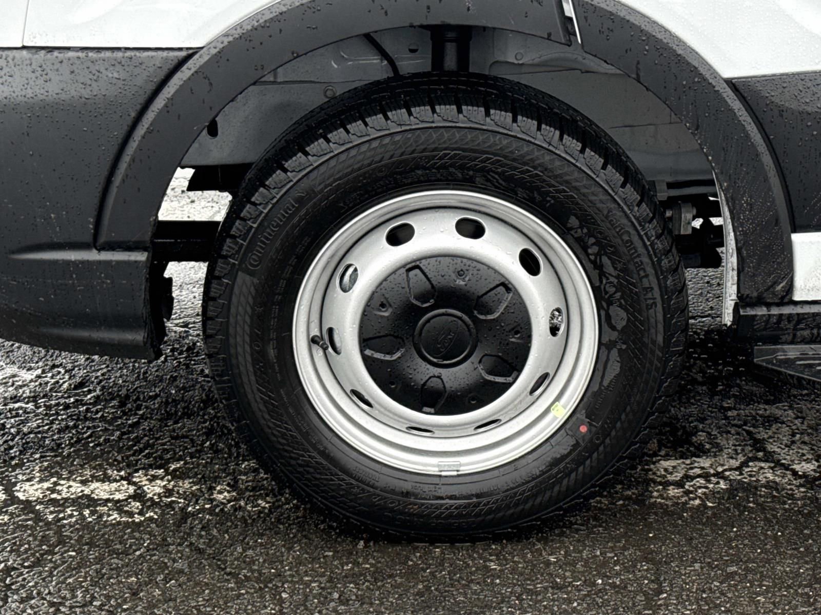 New 2026 Ford Transit 350 XL image 9