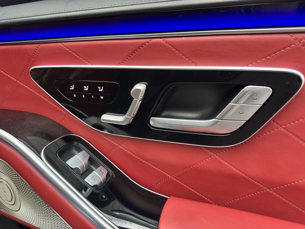 Used 2021 Mercedes-Benz S 580 4MATIC Sedan image 31