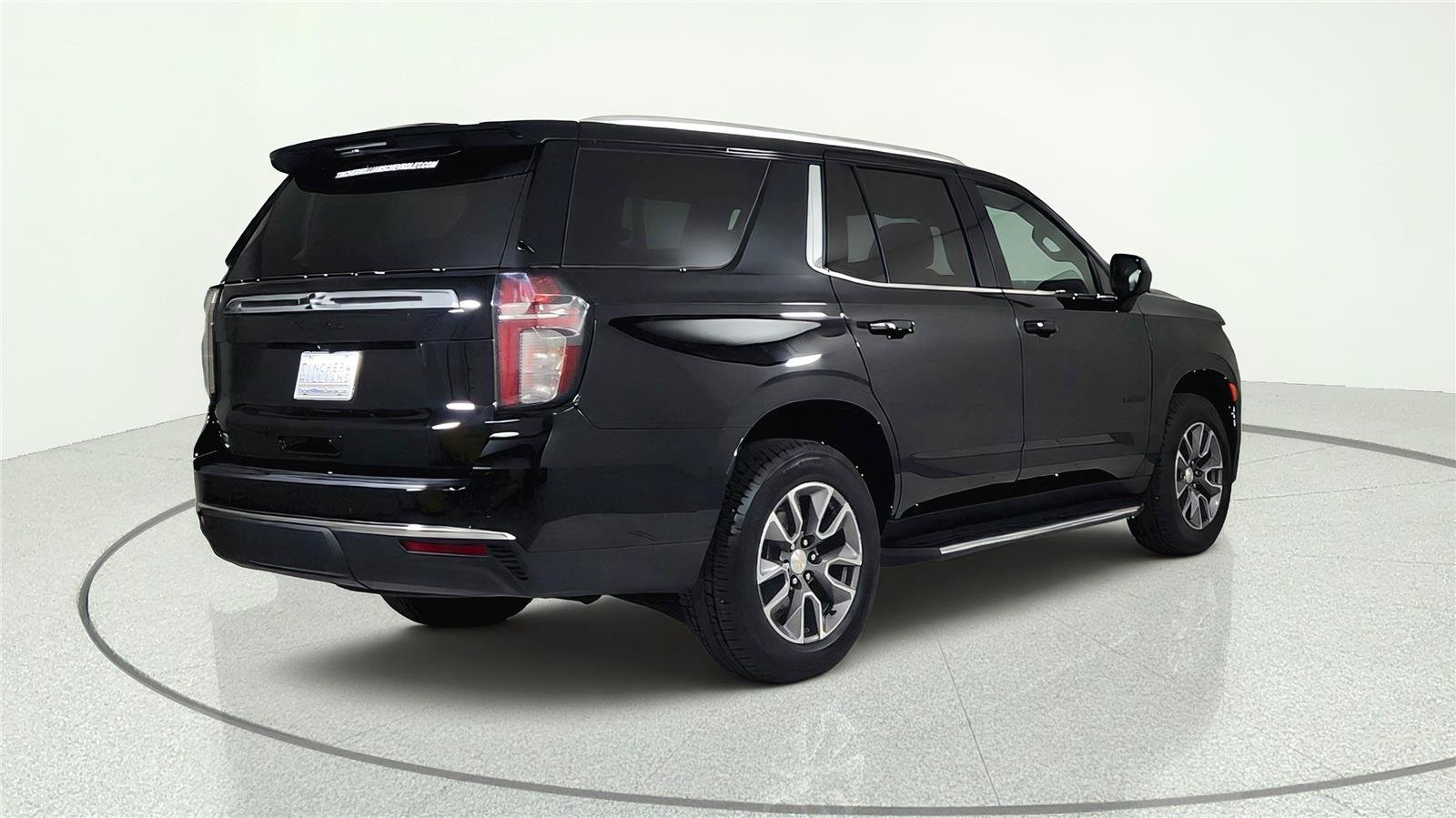 Used 2024 Chevrolet Tahoe LS AWD/4WD image 6