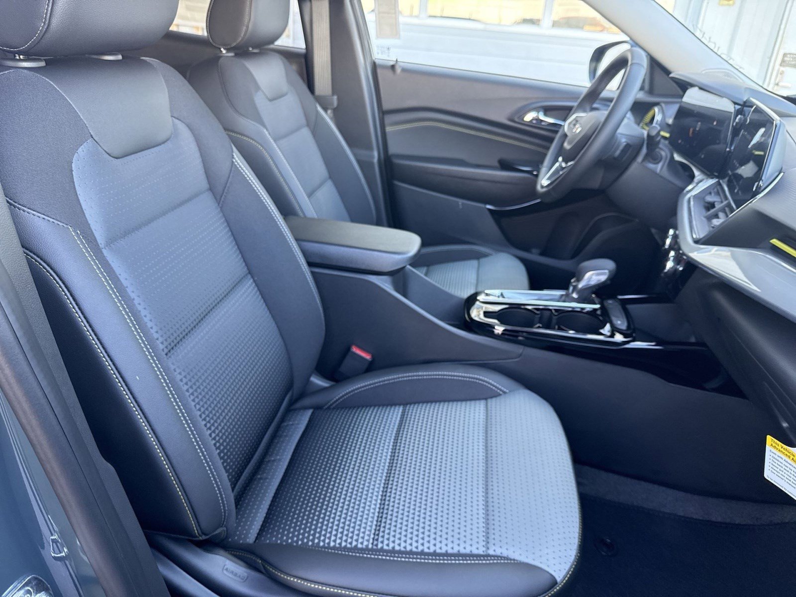 New 2026 Chevrolet Trax LT w/ Driver Confidence Package FWD image 19