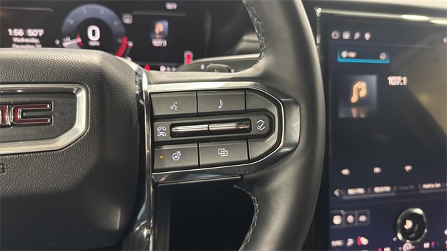 Used 2025 GMC Acadia Elevation image 19