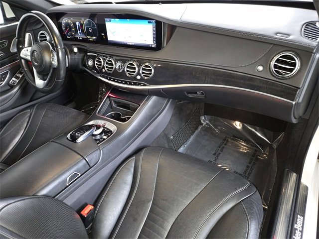 Used 2020 Mercedes-Benz S 560 Sedan image 25
