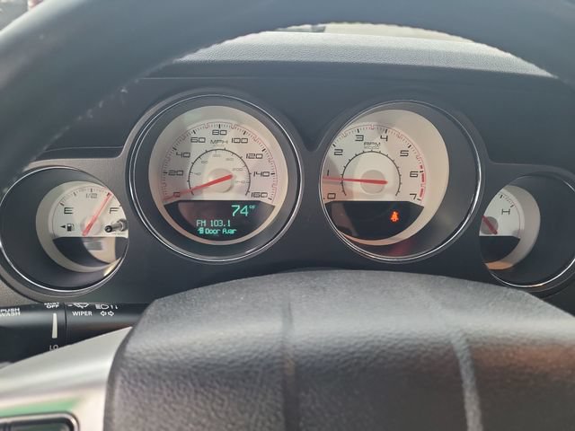 Used 2013 Dodge Challenger R/T RWD image 17