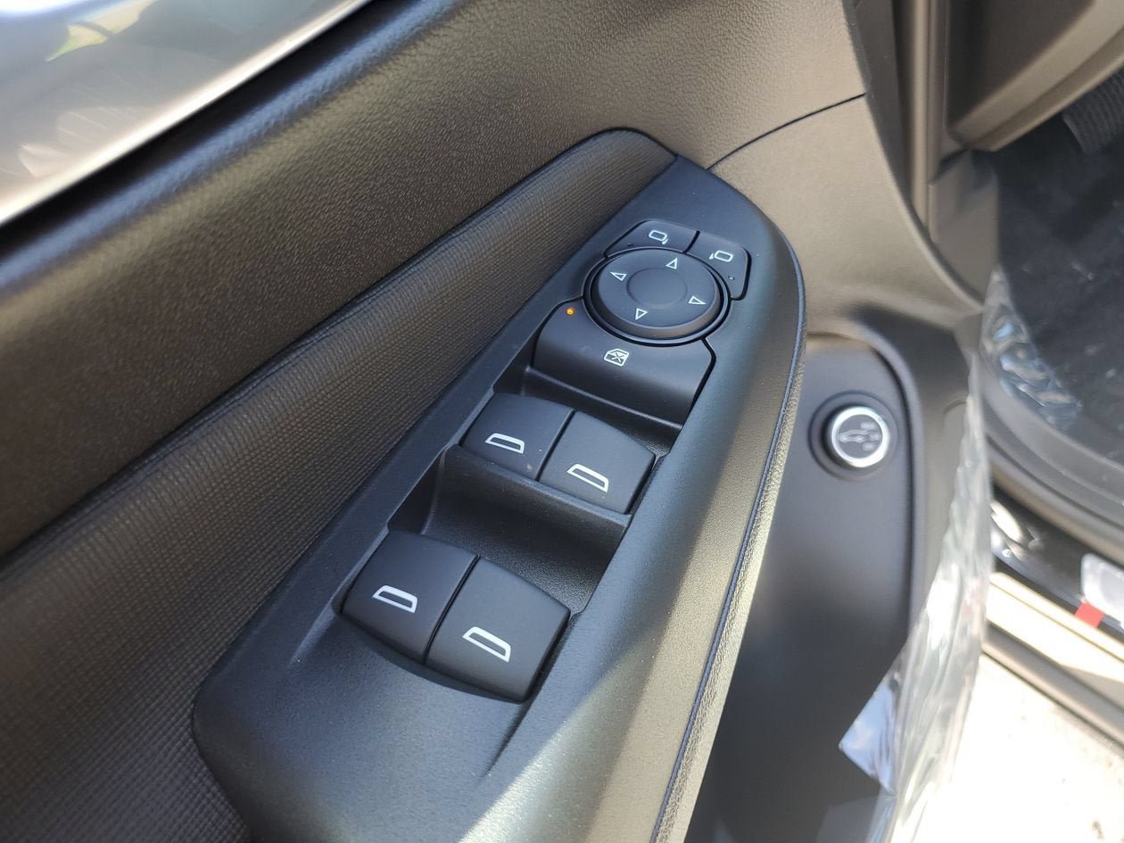 New 2026 Buick Envista Sport Touring FWD image 17