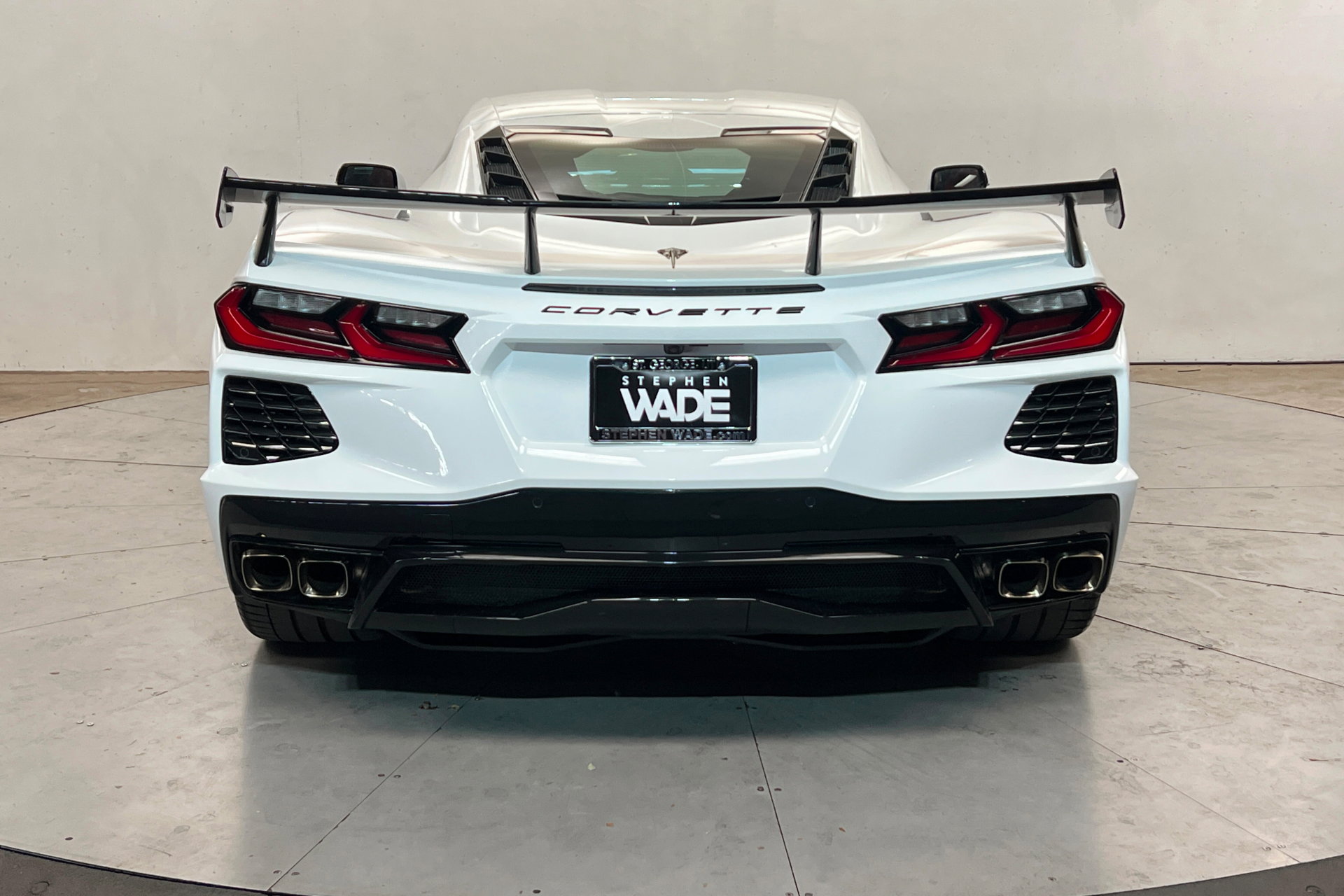 Used 2023 Chevrolet Corvette Stingray Coupe w/ Z51 Performance Package RWD image 5