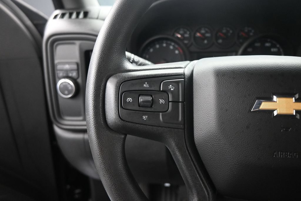 Used 2025 Chevrolet Silverado 1500 Custom RWD image 12