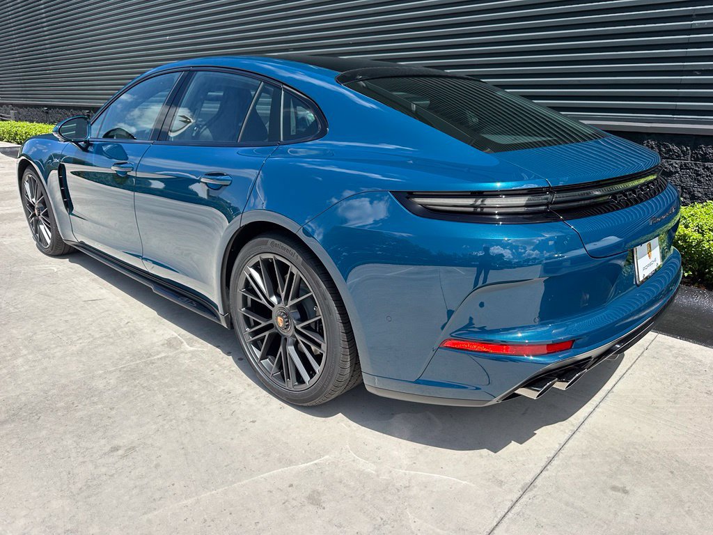Used 2026 Porsche Panamera GTS AWD/4WD image 3