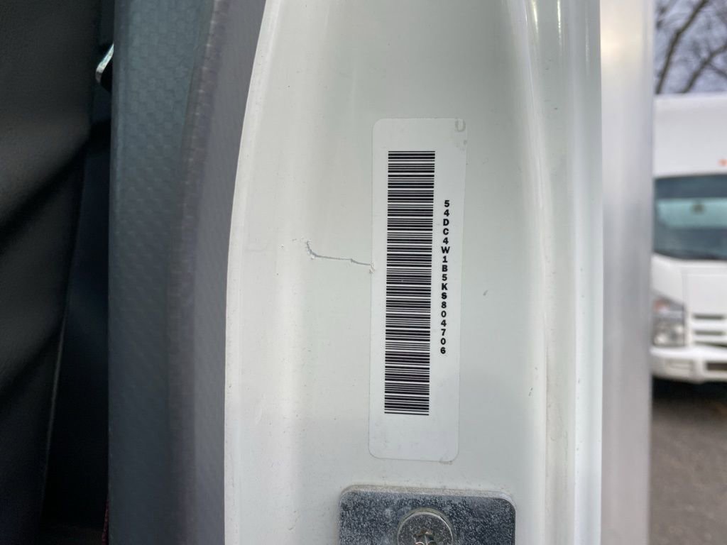 Used 2019 Isuzu NPR image 8