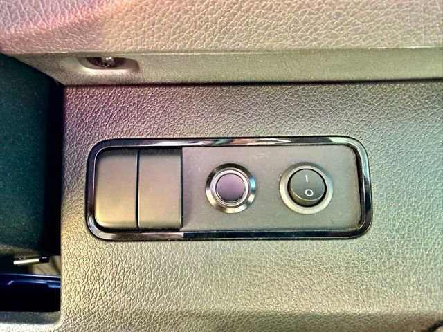 Used 2023 Mercedes-Benz Sprinter 2500 image 33