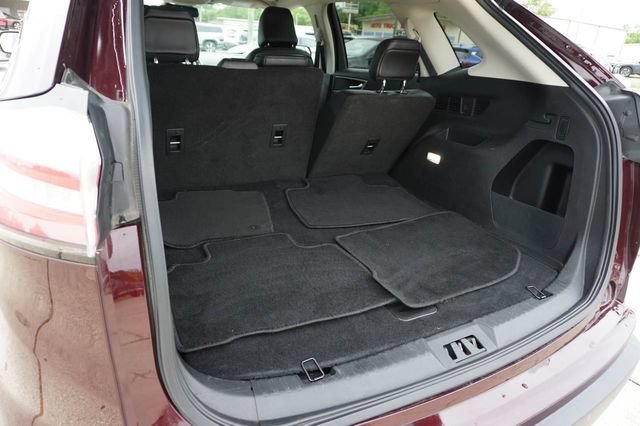 Used 2024 Ford Edge SEL AWD/4WD image 9