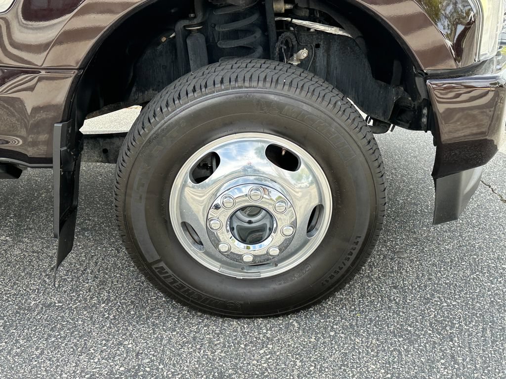 Used 2019 Ford F350 Limited AWD/4WD image 15