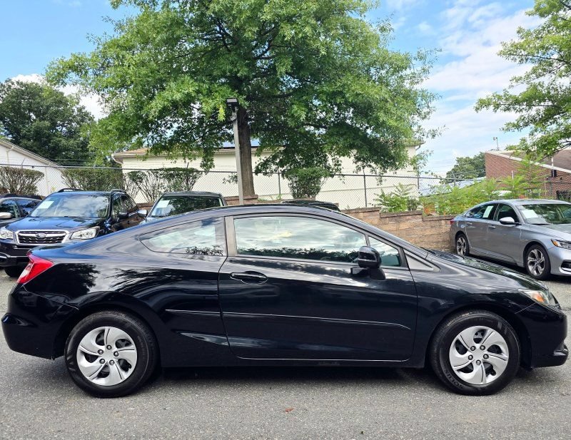 Used 2013 Honda Civic LX image 8
