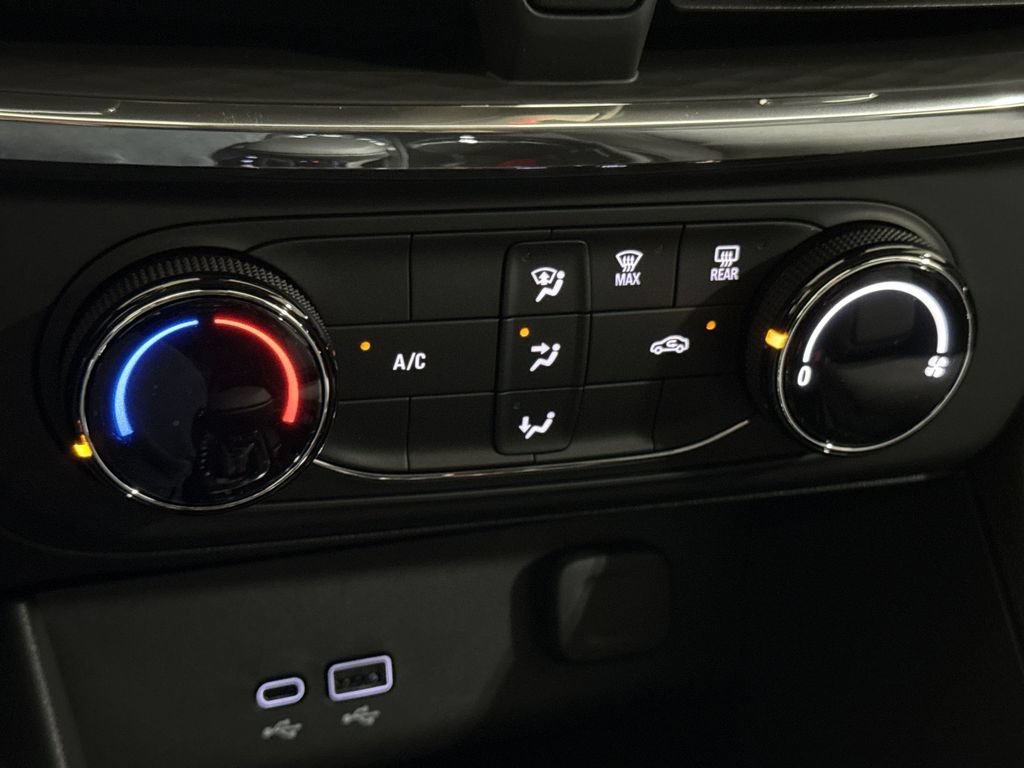 New 2026 Buick Encore GX Preferred FWD image 16