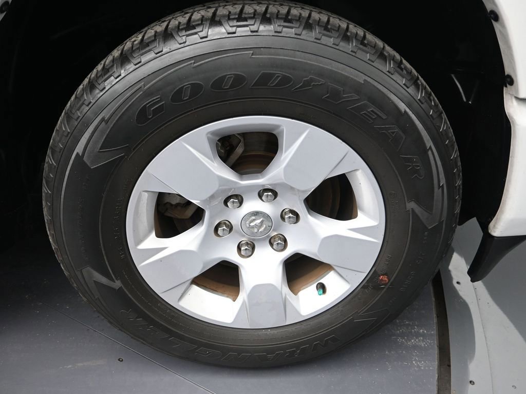 Used 2023 RAM 1500 Big Horn RWD image 9