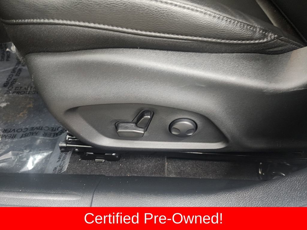 Used 2024 Jeep Compass Latitude image 13