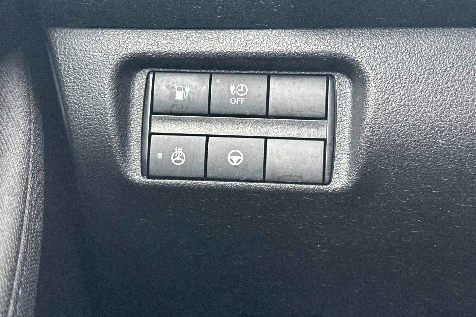 Certified 2024 Nissan Leaf SV Plus image 32