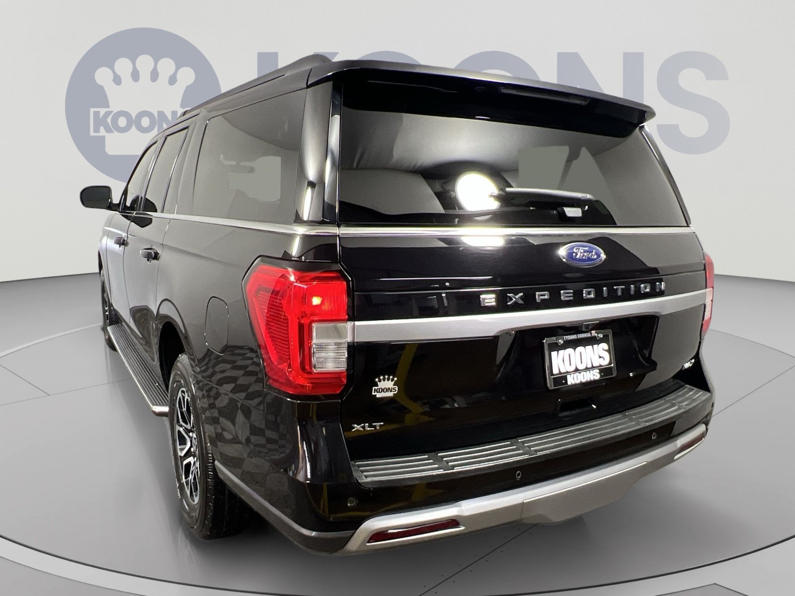Used 2022 Ford Expedition Max XLT RWD image 4