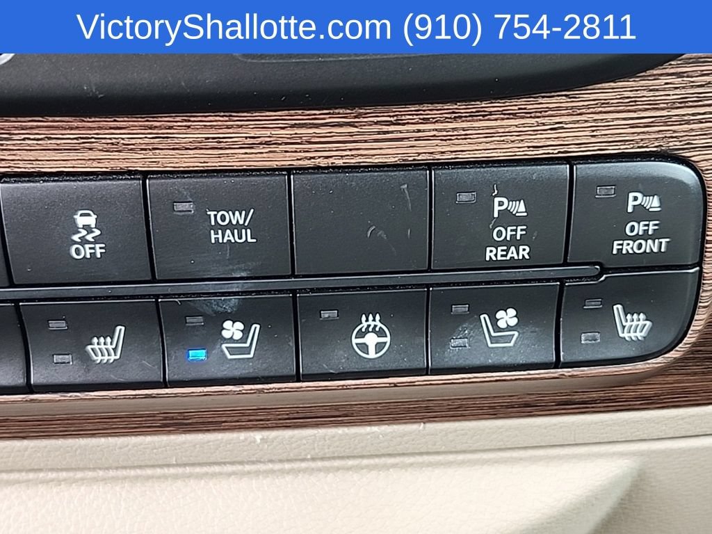 Used 2017 RAM 1500 Laramie AWD/4WD image 12