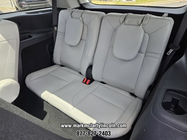 New 2026 Lincoln Aviator AWD image 10