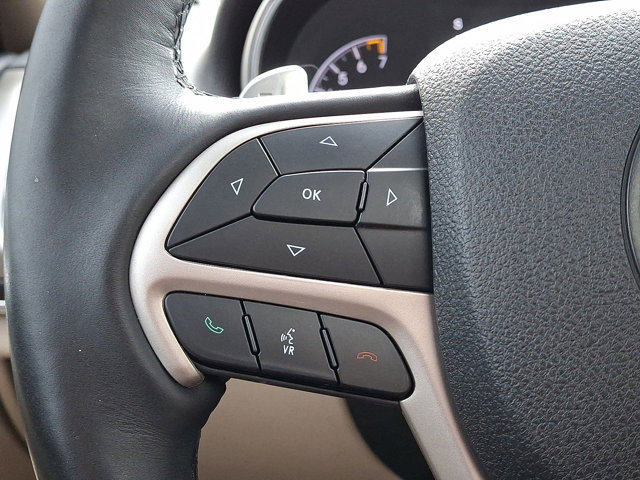 Used 2017 Jeep Grand Cherokee Limited image 18