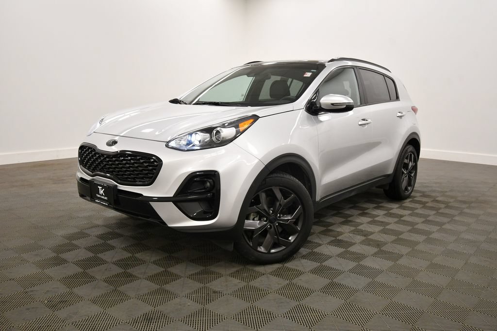 Certified 2022 Kia Sportage Nightfall Edition AWD/4WD image 2