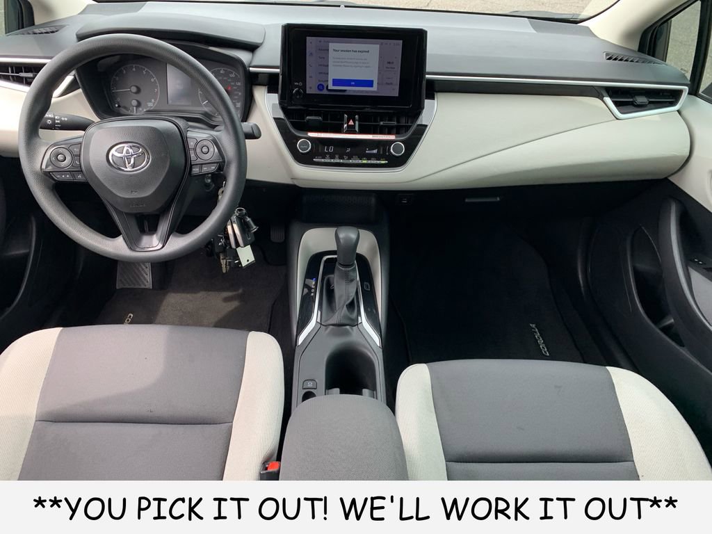 Used 2025 Toyota Corolla LE FWD image 24