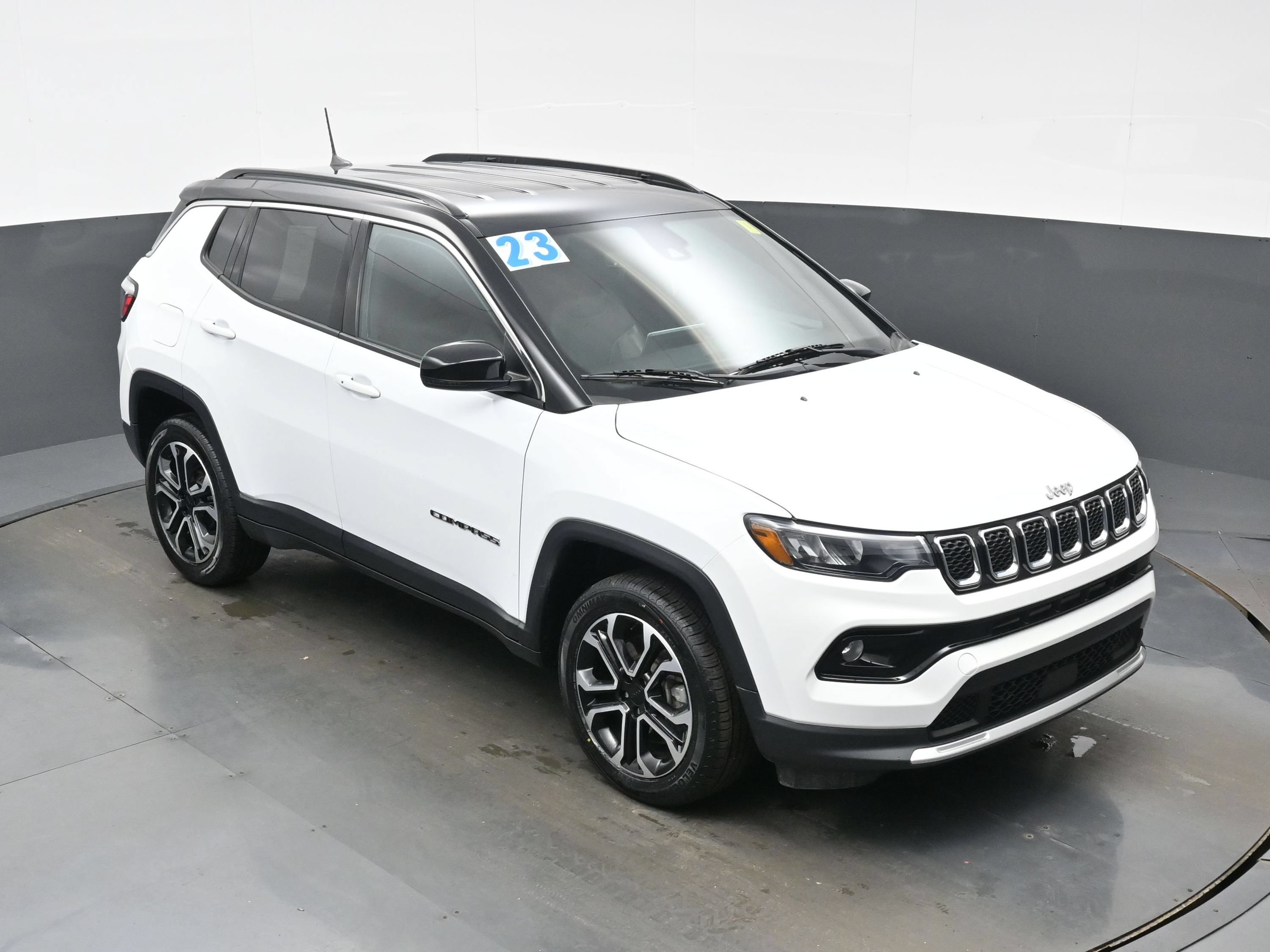 Used 2023 Jeep Compass Limited AWD/4WD image 40