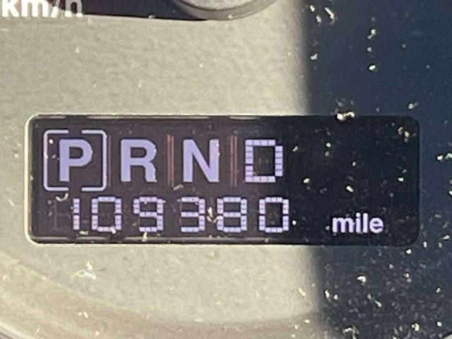Used 2010 Jeep Commander Sport AWD/4WD image 25
