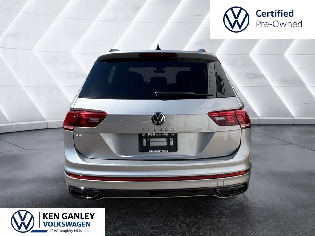 Certified 2024 Volkswagen Tiguan SE R-Line FWD image 3