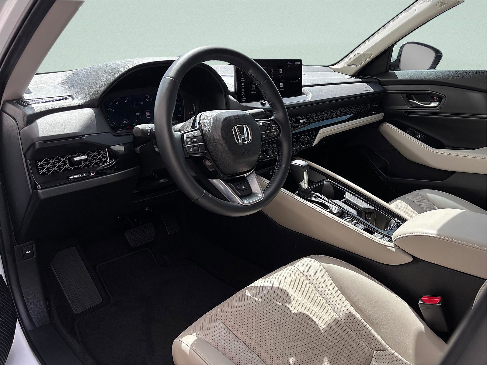 Certified 2025 Honda Accord Touring image 14