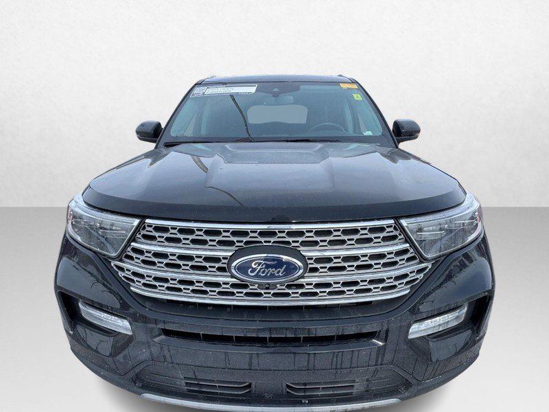 Used 2022 Ford Explorer Limited w/ Equipment Group 301A image 2