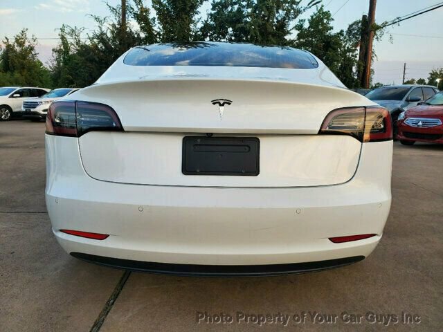 Used 2019 Tesla Model 3 image 16